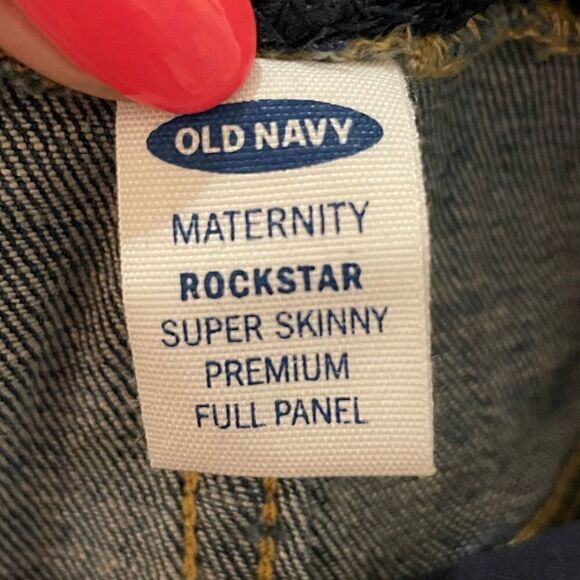 Old Navy NWT Maternity Full Panel Rockstar Super Skinny Ripped Jeans sz 6 short - Picture 10 of 14